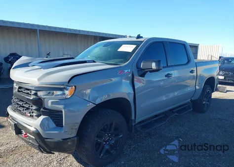 2024 Chevrolet Silverado 1500 4Wd Short Bed Lt Trail Boss z USA, uszkodzony, nr VIN 3GCUDFEL0RG439655